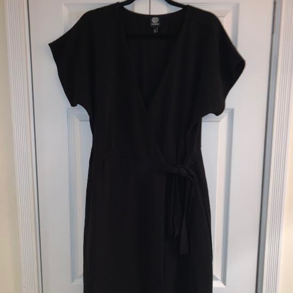 Black Short Sleeve Wrap Dress